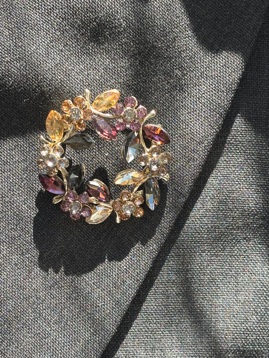 Weihnachtliche Brosche Kranz