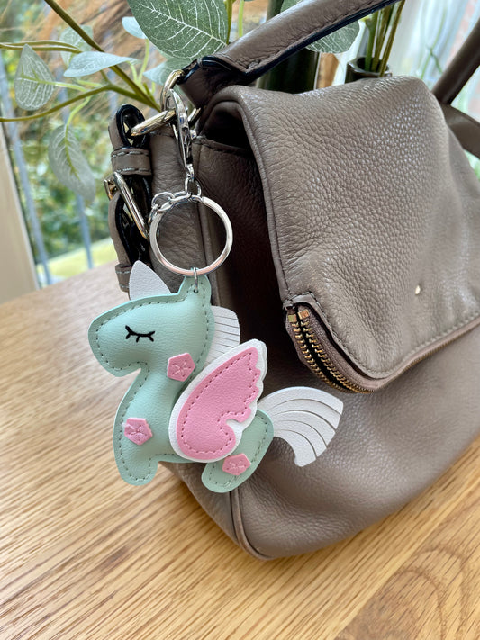 Taschenanhänger Einhorn - grün