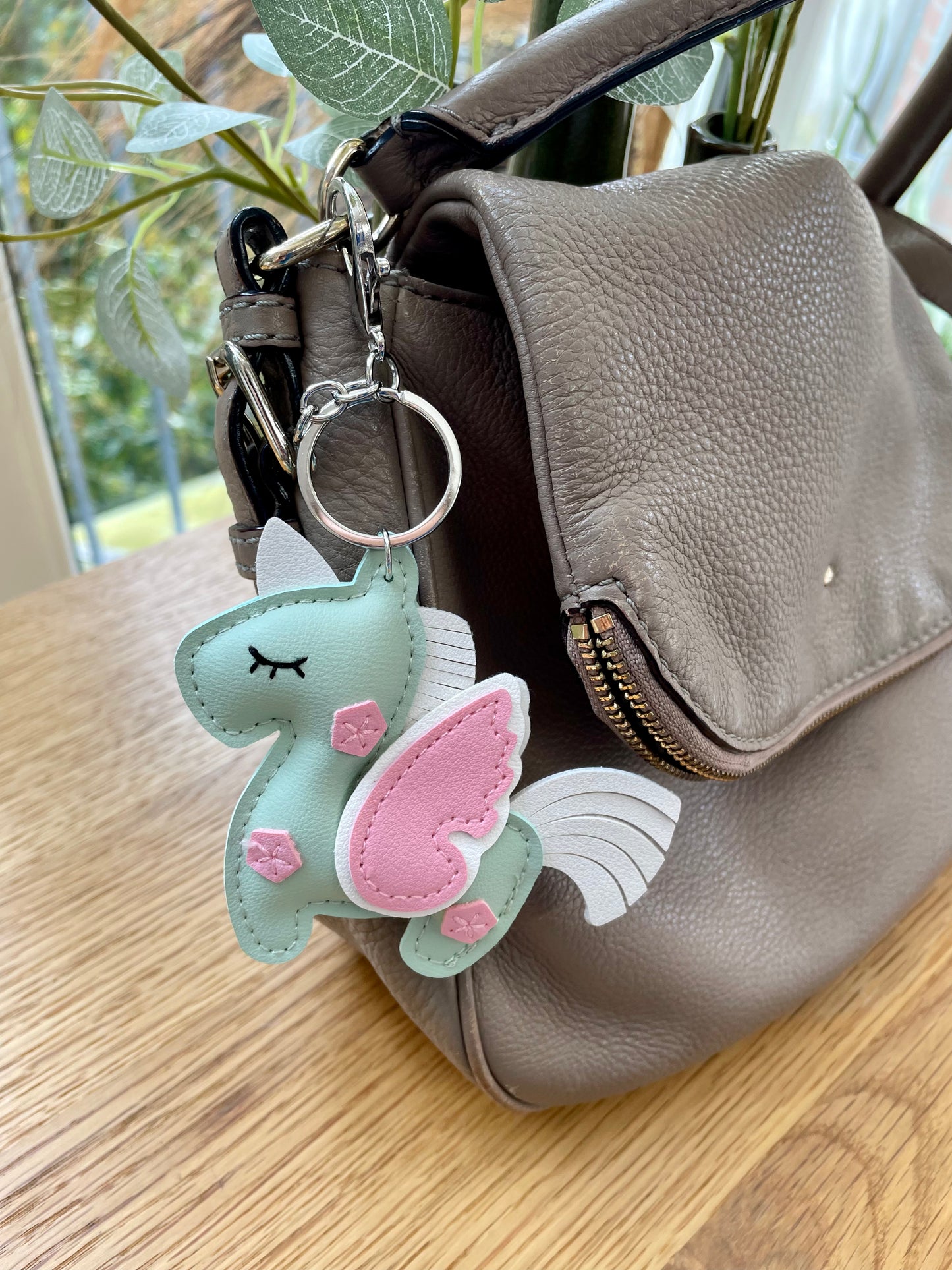 Taschenanhänger Einhorn - grün