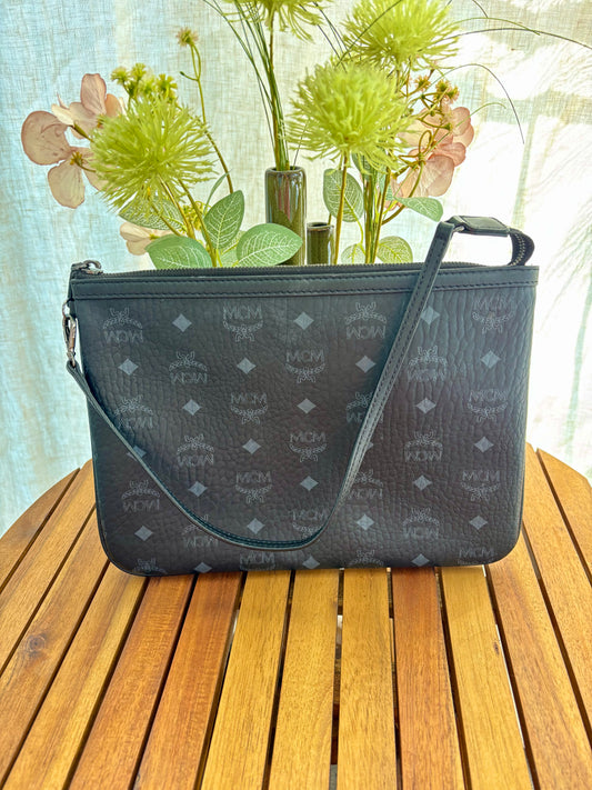 MCM Clutch – zeitlos & elegant