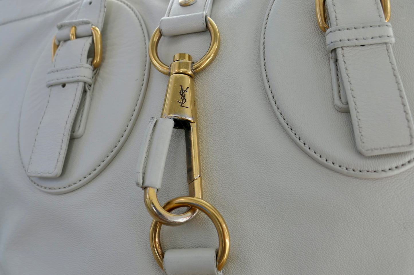 Yves Saint Laurent Tote Bag in Weiß – luxuriös & zeitlos