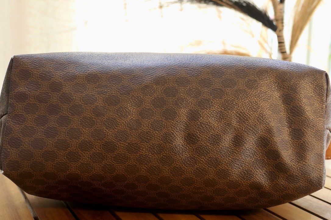 Céline Tasche – zeitlose Eleganz für unterwegs