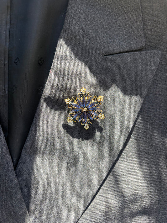 Brosche Schneeflocke dunkelblau