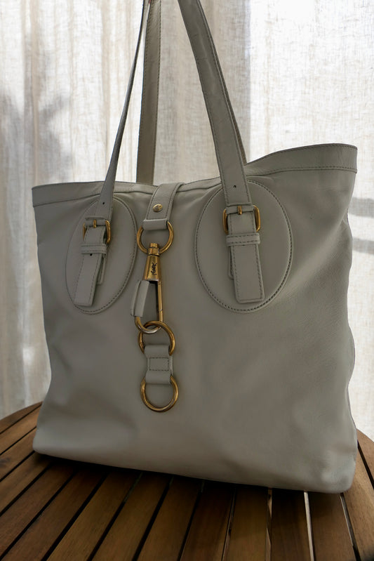 Yves Saint Laurent Tote Bag in Weiß – luxuriös & zeitlos