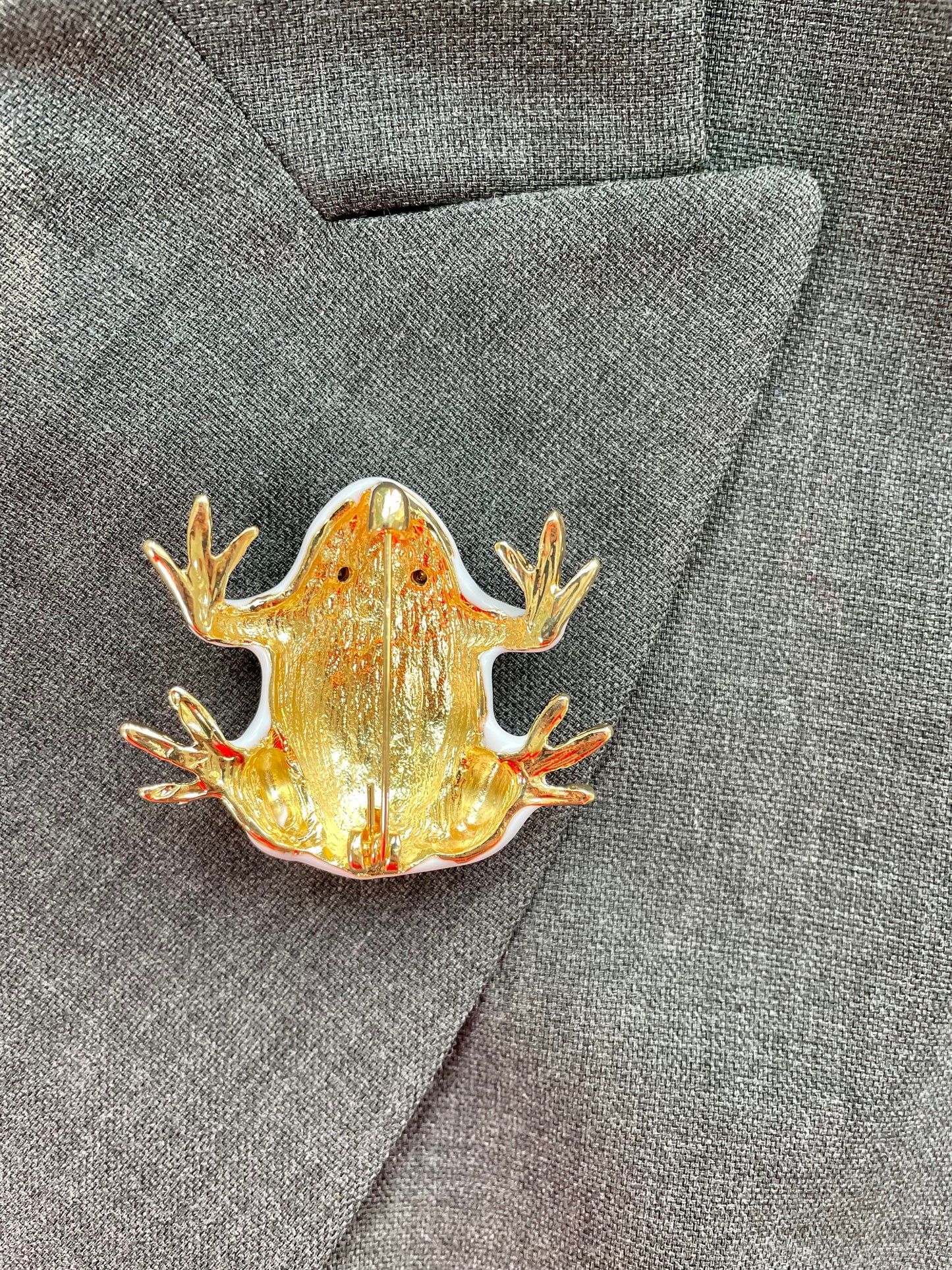 Brosche Frosch